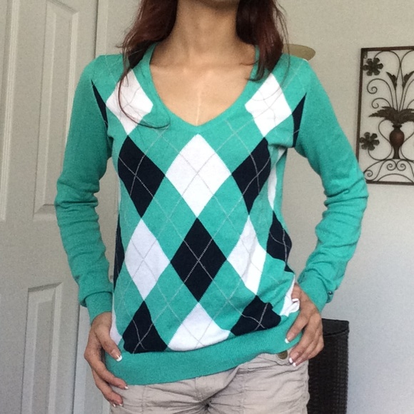 Tommy Hilfiger Sweaters - Tommy Hilfiger Argyle Sweater